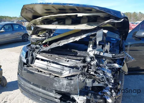 2025 Land Rover Range Rover P400 Se z USA, uszkodzony, nr VIN SALKP9FU6SA283657